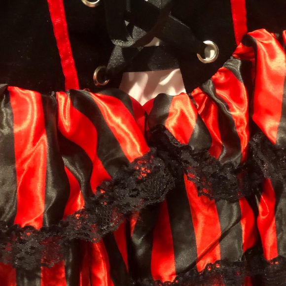 Sexy Pirate Costume - Picture 5 of 5